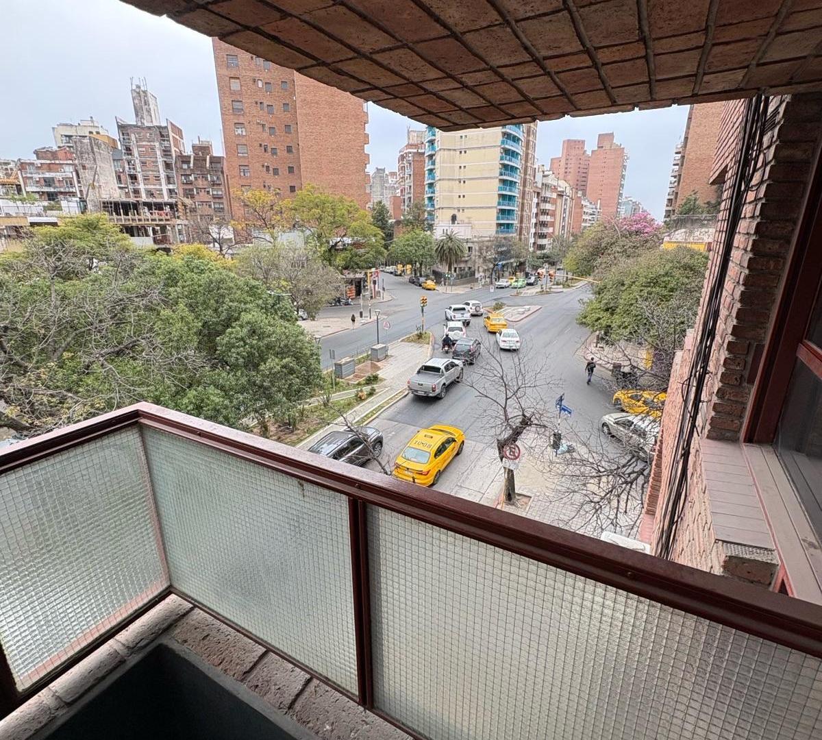 Foto de Departamento en venta de 1 dormitorio Buenos Aires esq Ambrosio Olmos, imagen 1