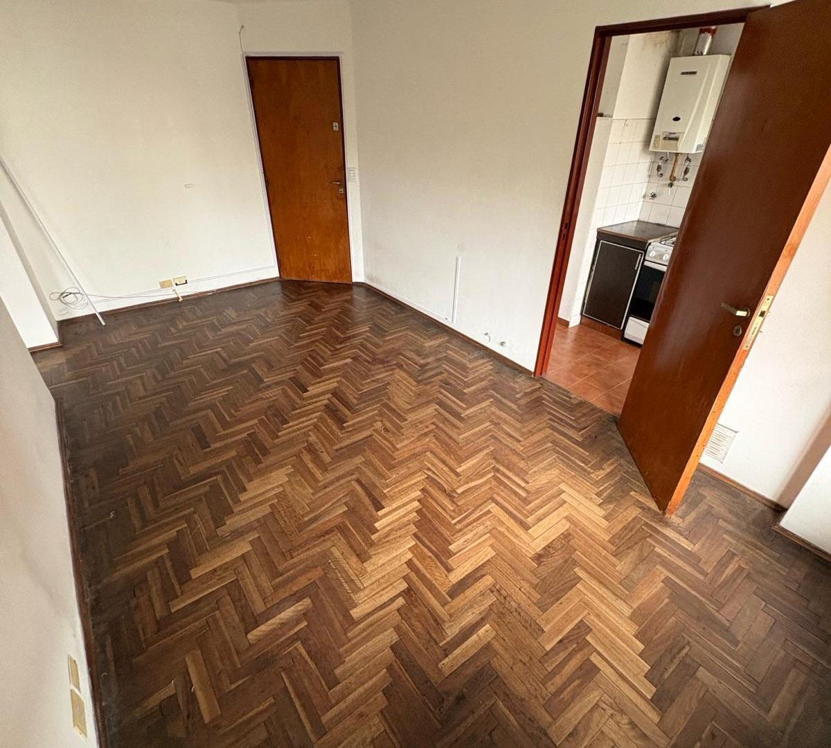 Foto de Departamento en venta de 1 dormitorio Buenos Aires esq Ambrosio Olmos, imagen 4
