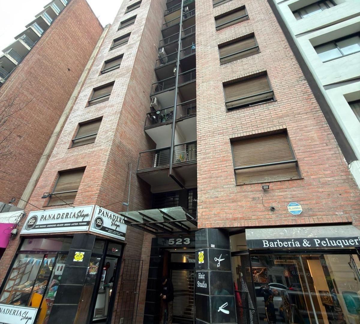 Foto de Alquilo departamento de 1 dormitorio en bv illia casi esquina parana en, imagen 1