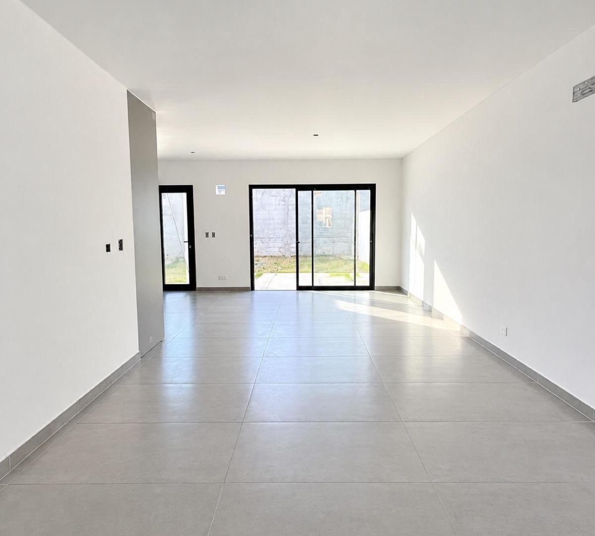 Foto de Vendo duplex 3 dormitorios 3 BÑOS a Estrenar Manantiales 1 - Miradores, imagen 2