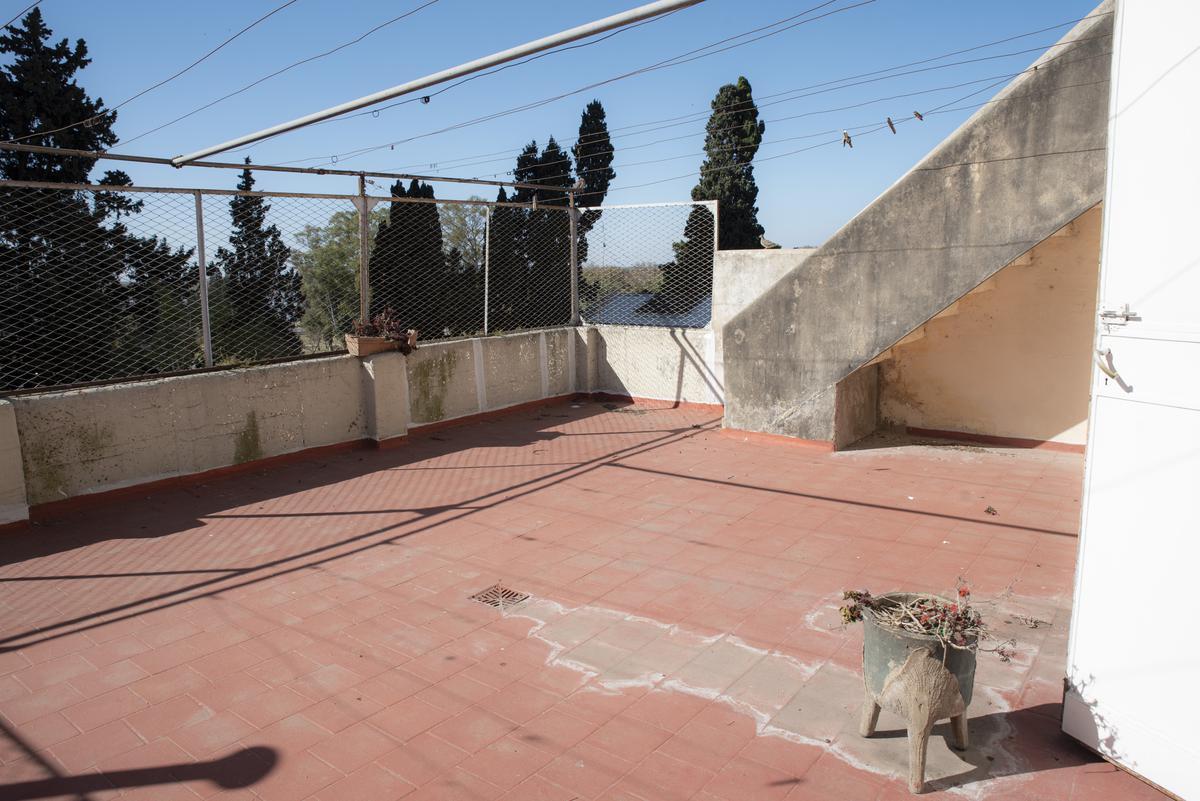 Venta Importante Casona, Apto Institución. Barrio Martin 5