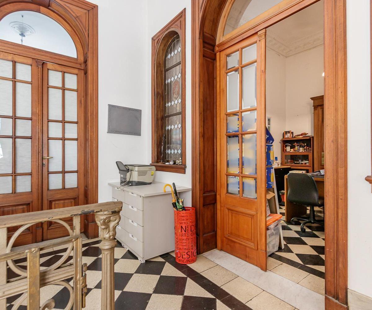 En Venta Casa en Planta Alta a m de Bv Oroño 4