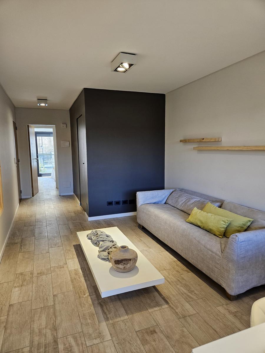 Venta Departamento dos dormitorios con quincho parrilero y solarium