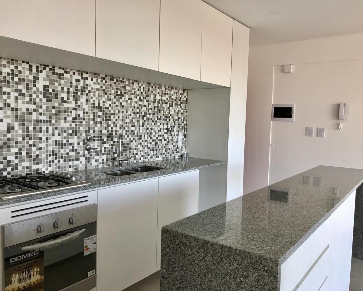 Venta departamento 1 dormitorio con cochera