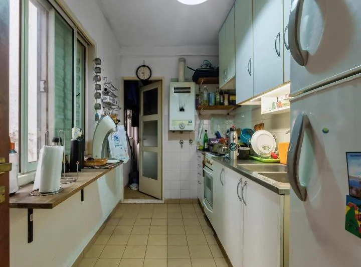 Departamento en  venta centro 2 dormitorios con balcón contrafrente a calidad Bauen 2