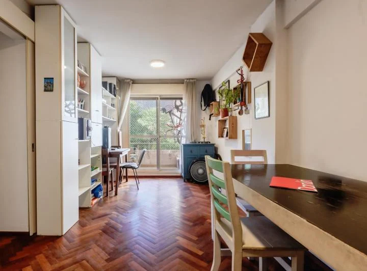 Departamento en  venta centro 2 dormitorios con balcón contrafrente a calidad Bauen 1