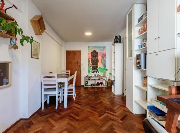 Departamento en  venta centro 2 dormitorios con balcón contrafrente a calidad Bauen 5