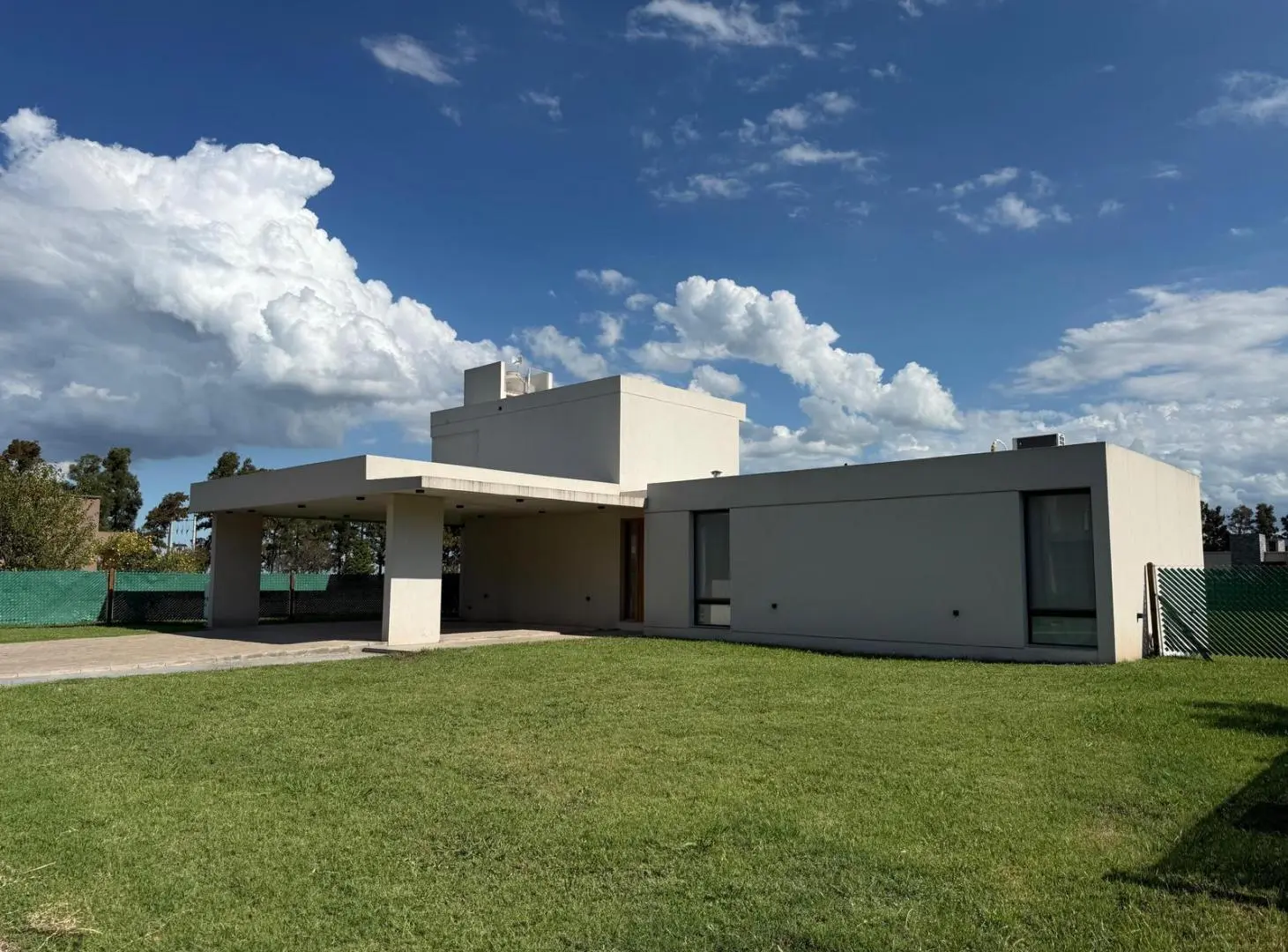 Alquilo Casa en Azahares del Parana 1