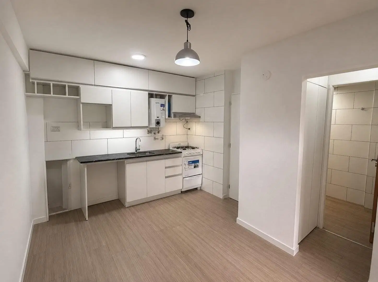 Moderno Departamento en Alquiler 3