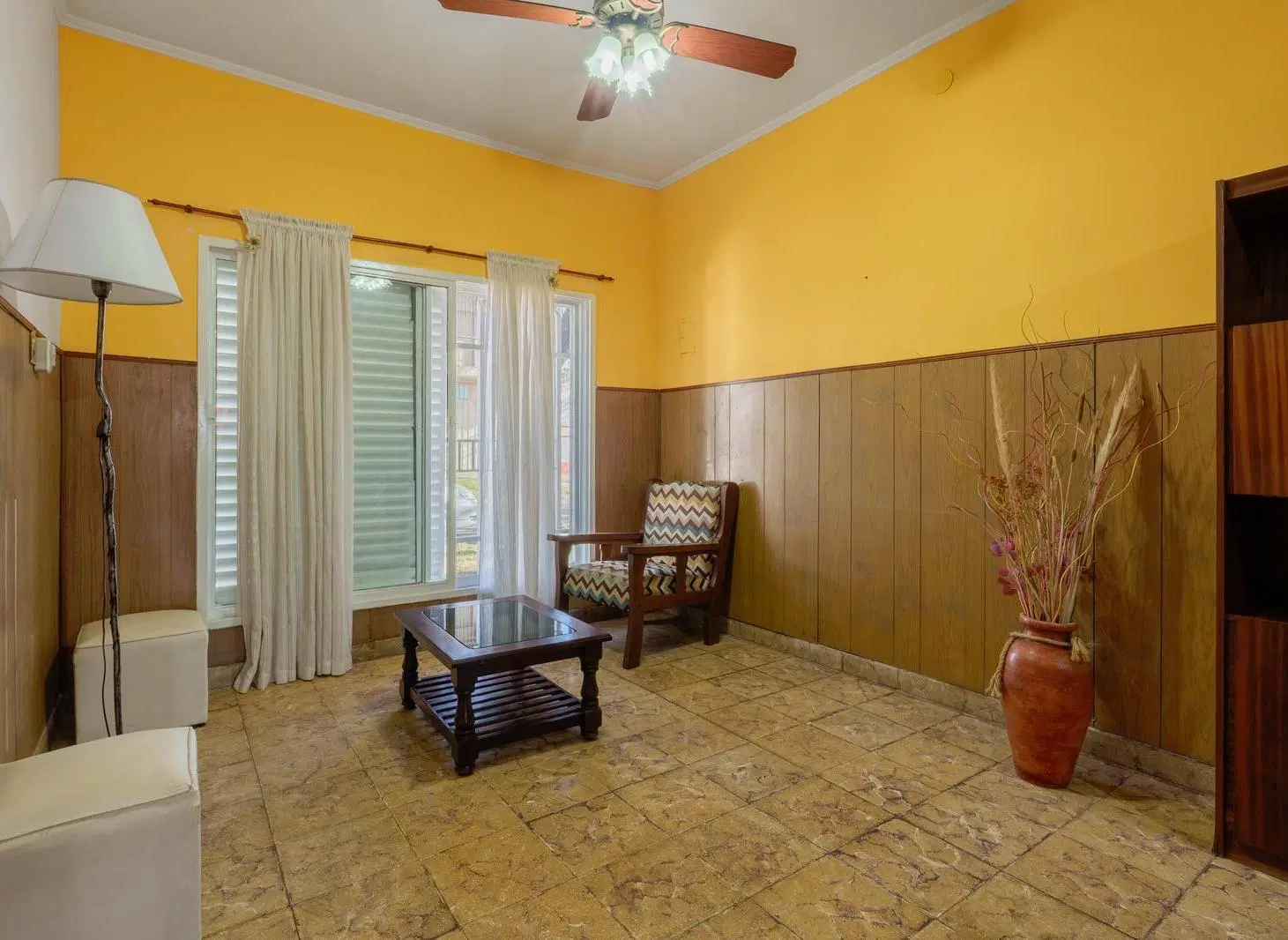 Casa en venta 2 dormitorios patio cochera Barrio Parque Casado 8