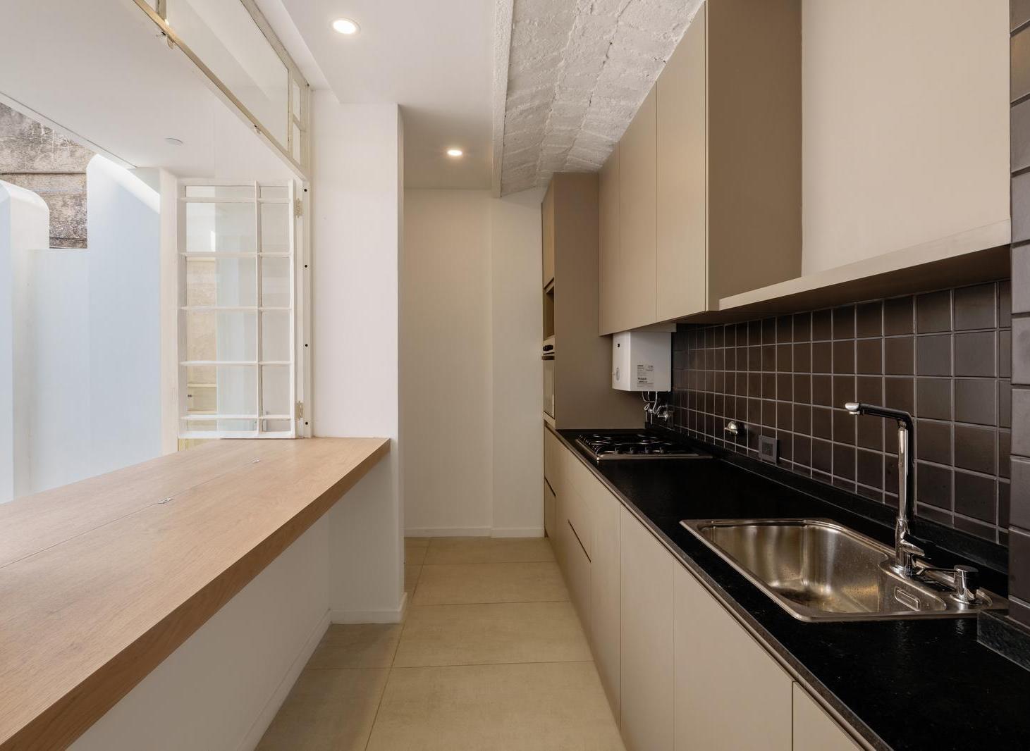 Foto de Venta casa de pasillo dos dormitorios NO PH, imagen 4