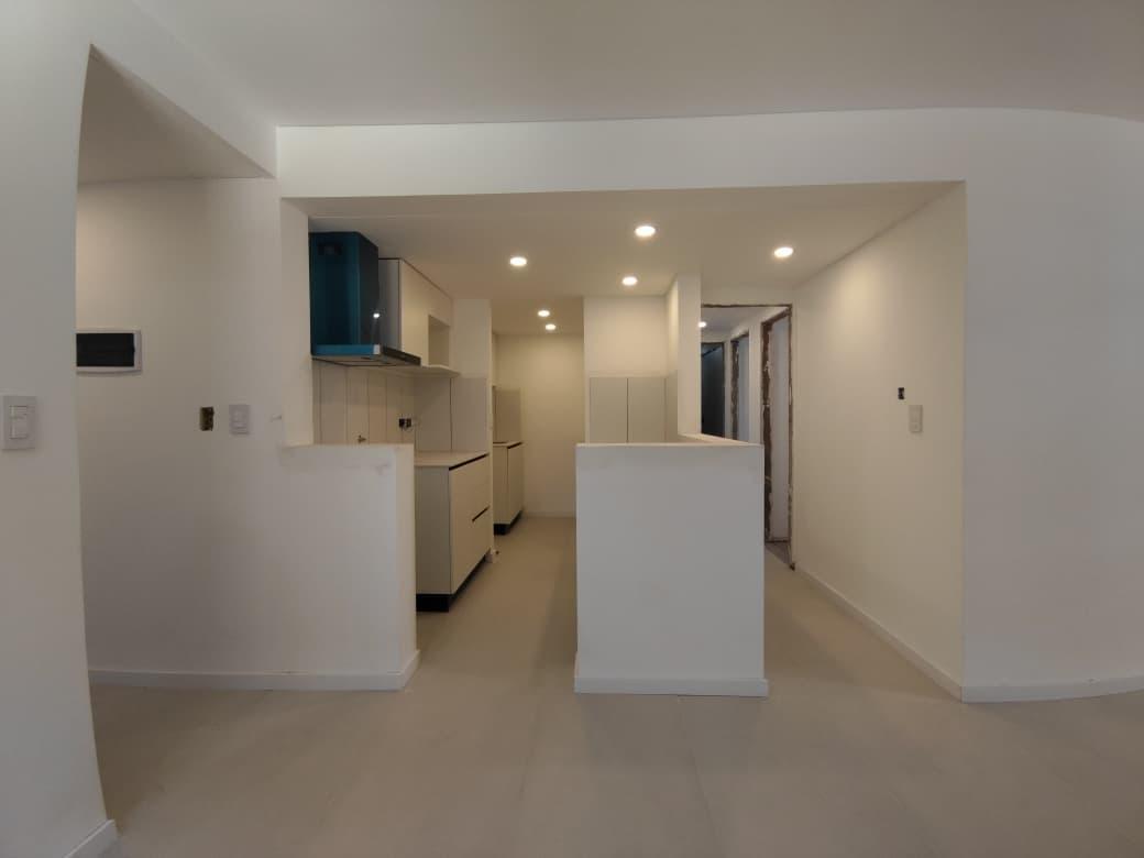Foto de Venta departamento semi Piso dos Dormitorios zona rio, imagen 3