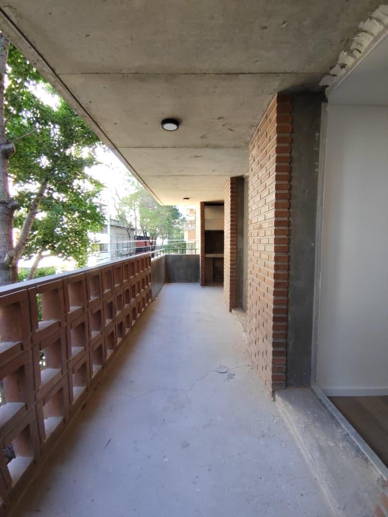 Foto de Venta departamento semi Piso dos Dormitorios zona rio, imagen 2