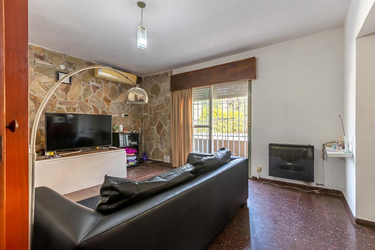 Foto de Casa 2 dormitorios con terraza exclusiva - Arroyito, imagen 1