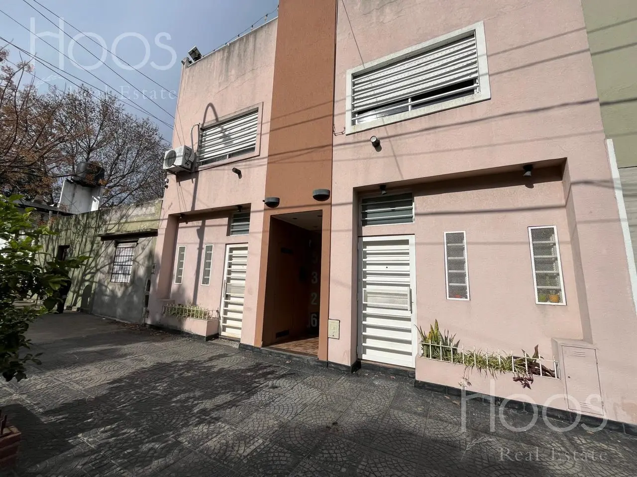 PH 2 AMBIENTES EN VENTA CON PATIO Y TERRAZA EN VERSALLES 2