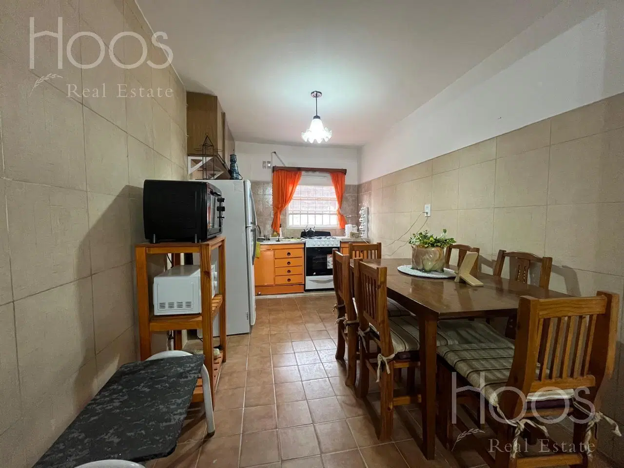 Casa 3 amb. en venta Ituzaingó Norte con cochera, patio, jardin, parrilla y terraza. 5