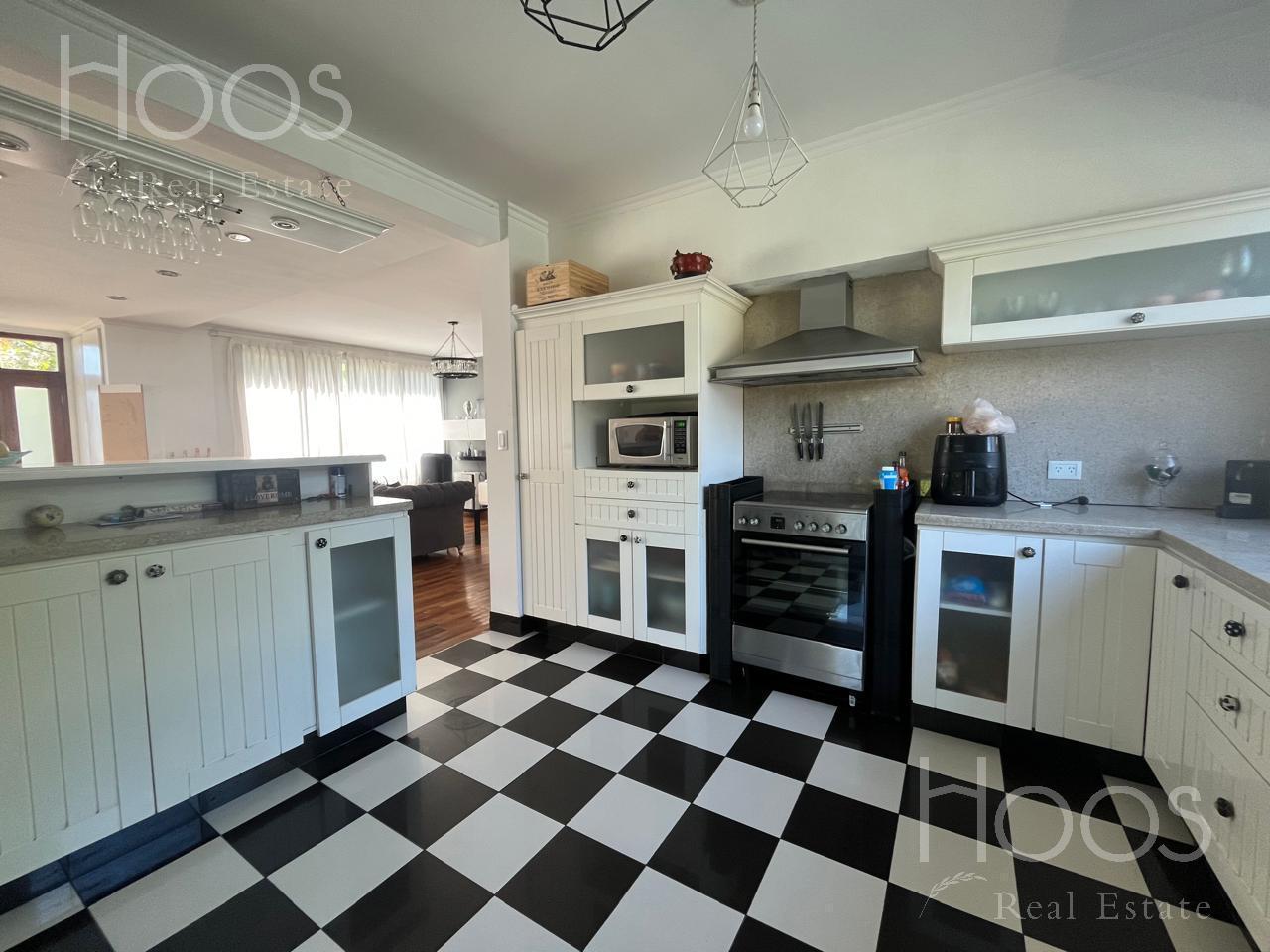 Foto de Casa en Venta / Alquile Temp. - Parque Leloir Altos del Sol - Acepta Permuta, imagen 5