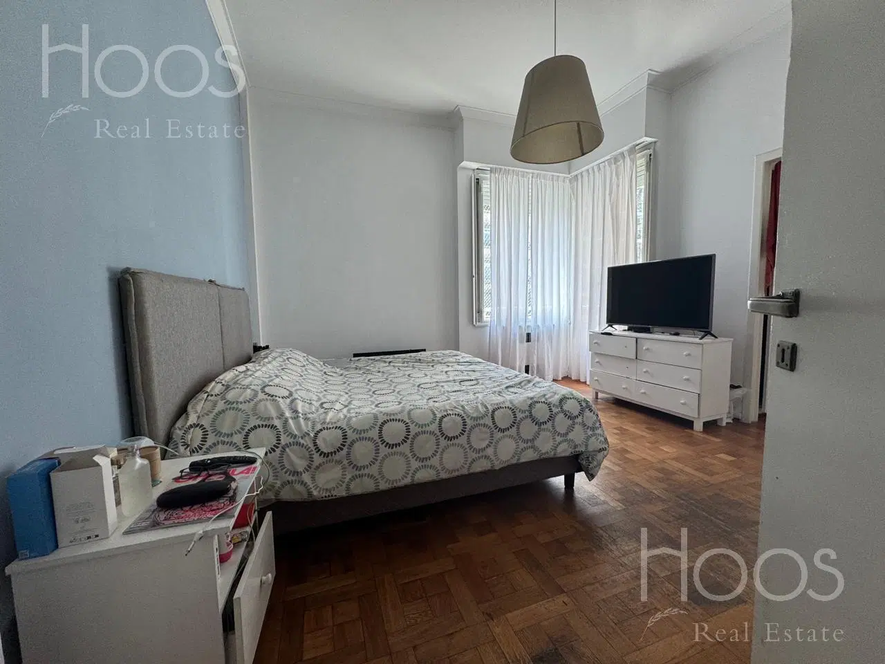 Departamento 4 amb al frente con posibilidas de cochera. APTO 5