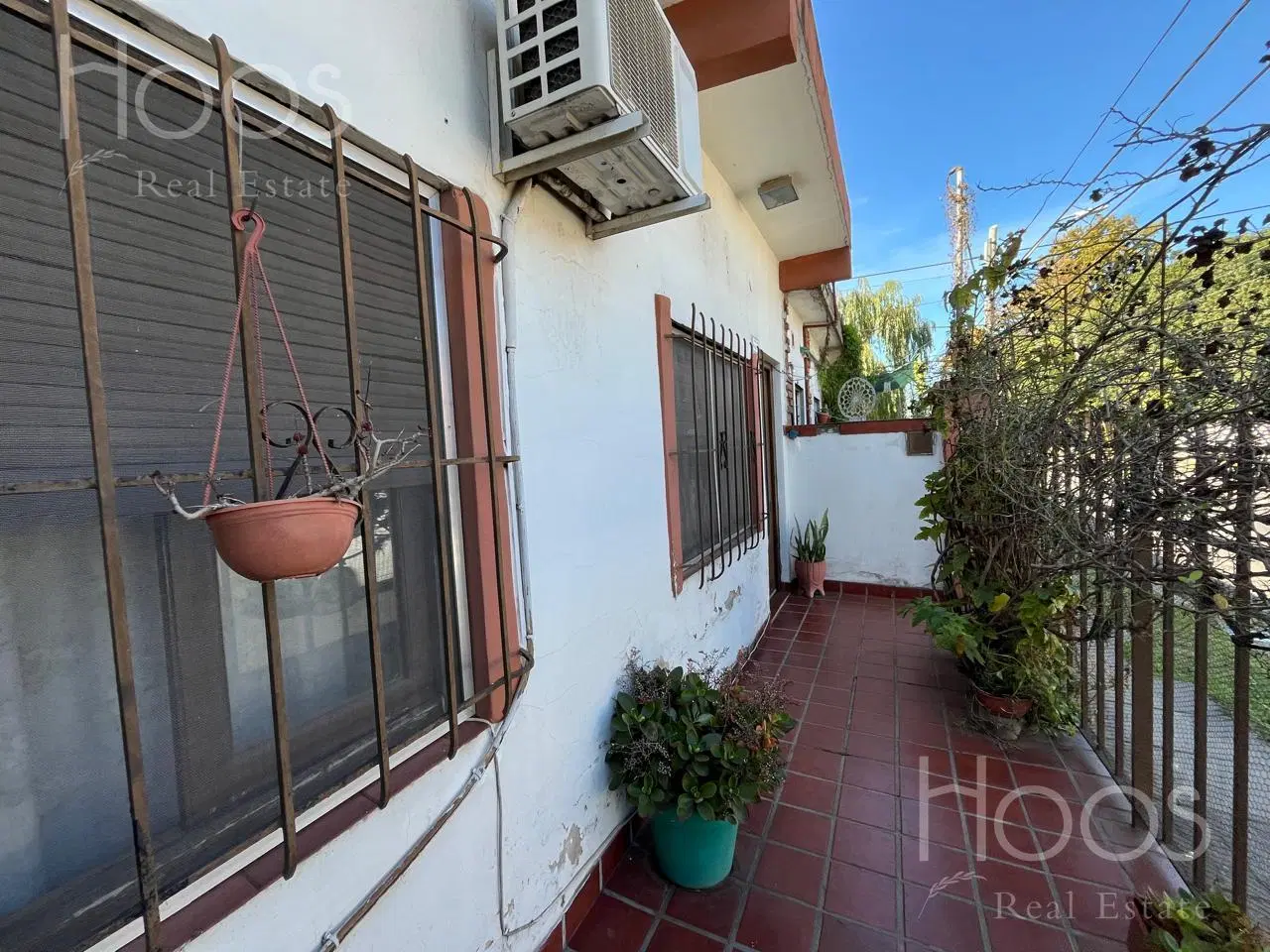 Casa 3 amb. Con patio y cochera en venta - Ituzaingó 4
