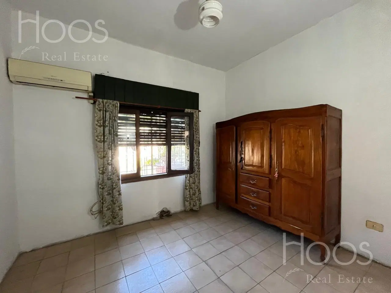 Casa 3 amb. Con patio y cochera en venta - Ituzaingó 2