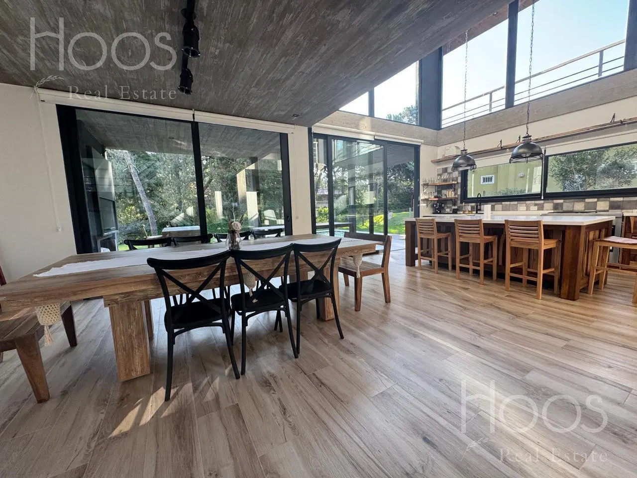 Casa en  Carilo PILETA CLIMATIZADA \ 2 CUADRAS DEL MAR -8/10 PERSONA  y ENERO ALQUILADA 2