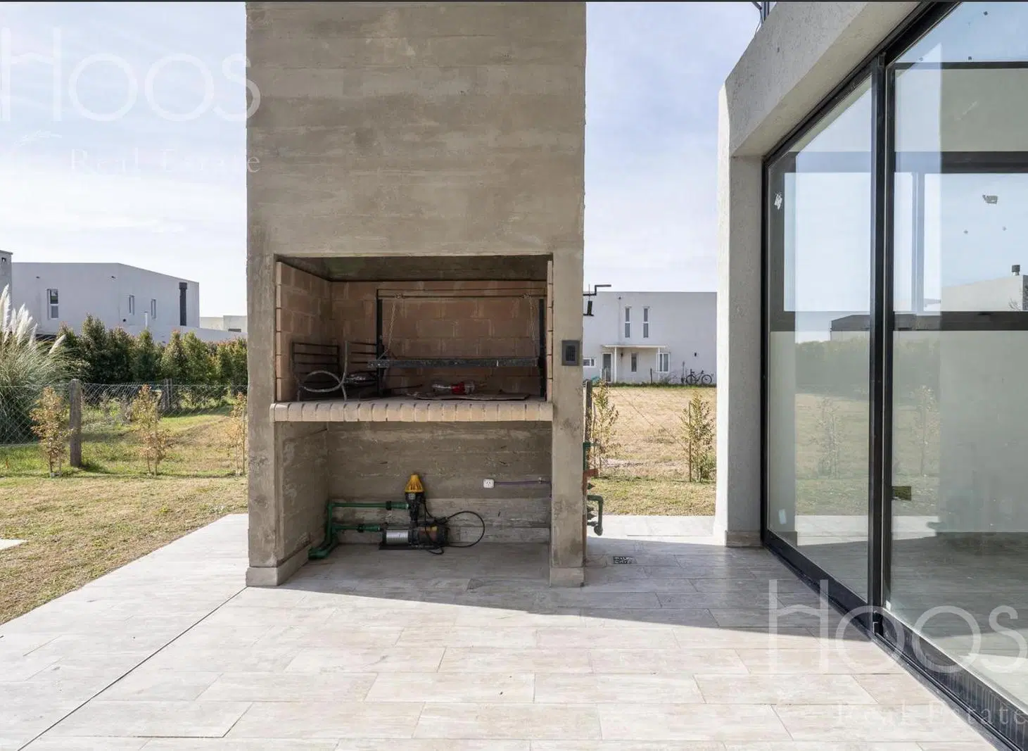 Casa en Puertos del Lago /ARACAURIAS /LOTE AL 100 2