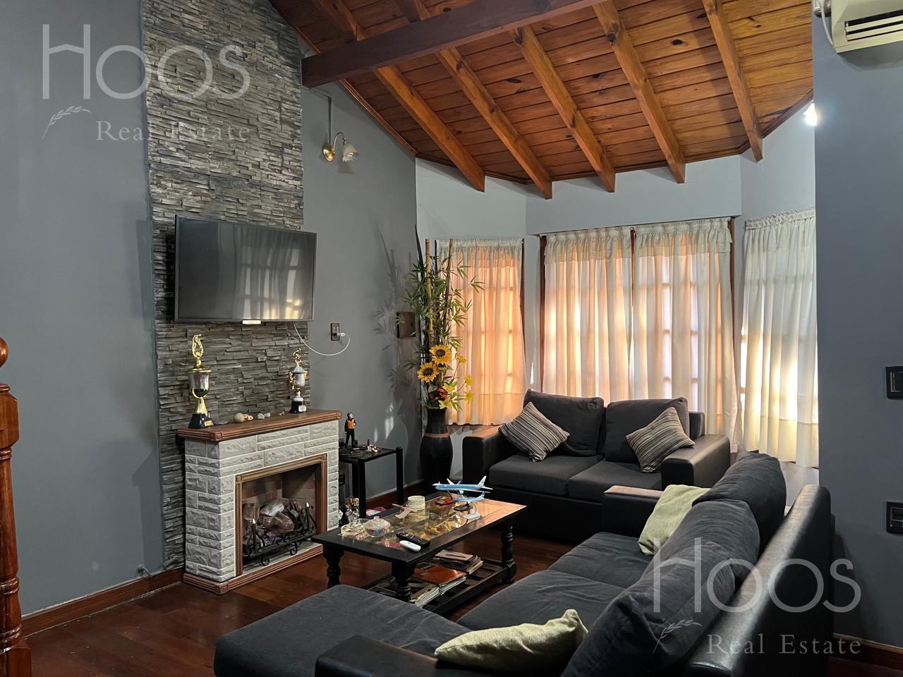 Foto de Casa 4 ambientes con quincho, parrilla jardin y pileta en Ituzaingó, imagen 2