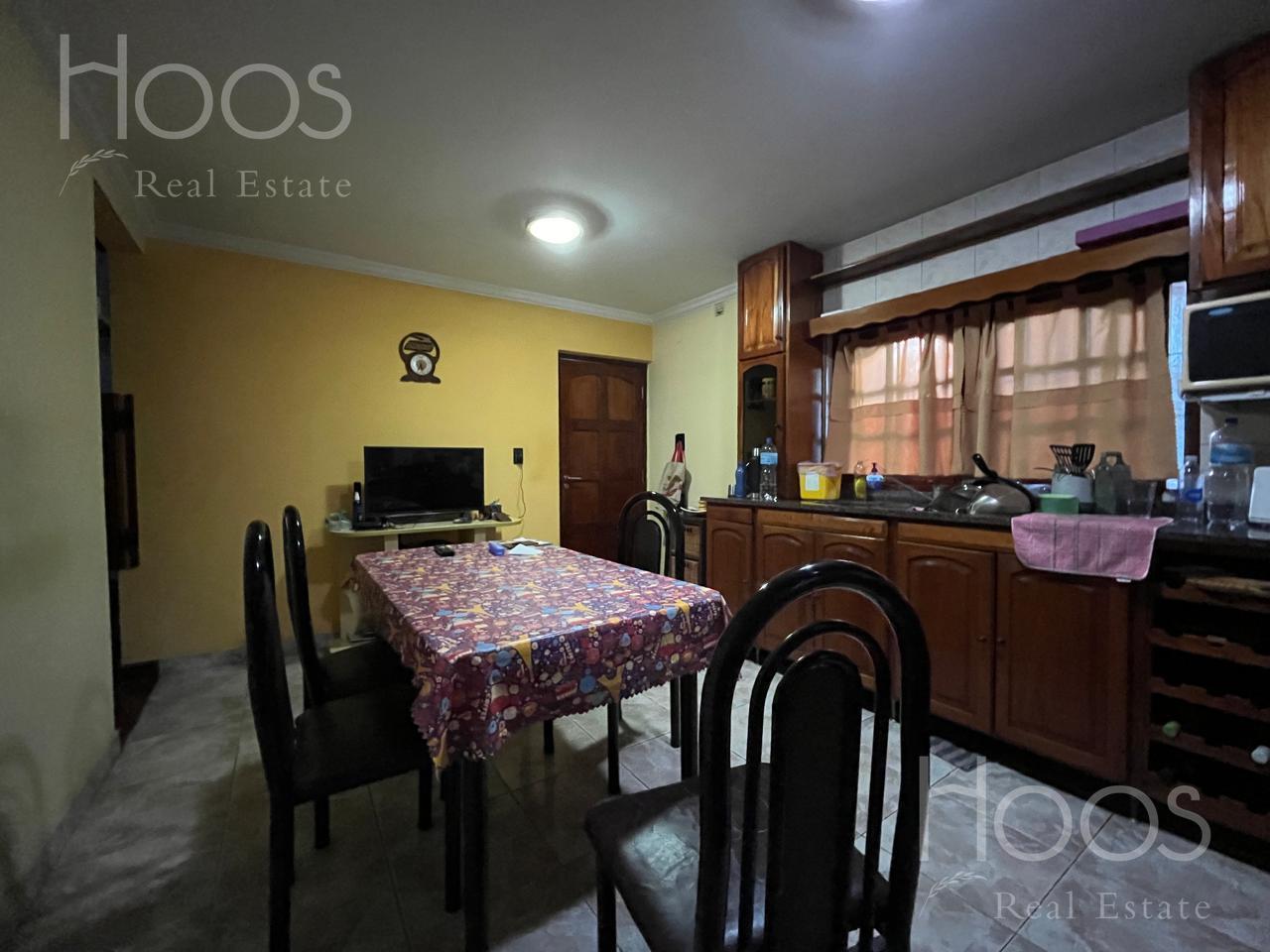 Foto de Casa 4 ambientes con quincho, parrilla jardin y pileta en Ituzaingó, imagen 4