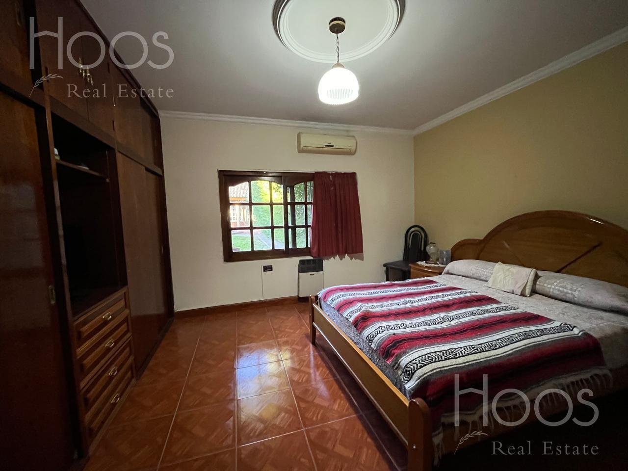 Foto de Casa 4 ambientes con quincho, parrilla jardin y pileta en Ituzaingó, imagen 5