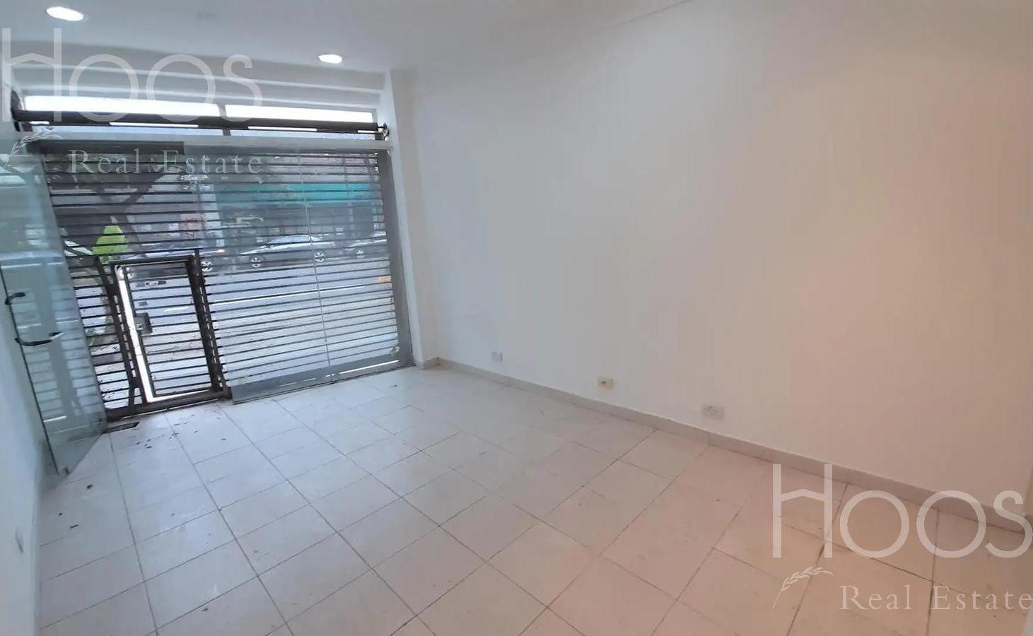 Foto de Local en venta sobre Av Forest, imagen 2