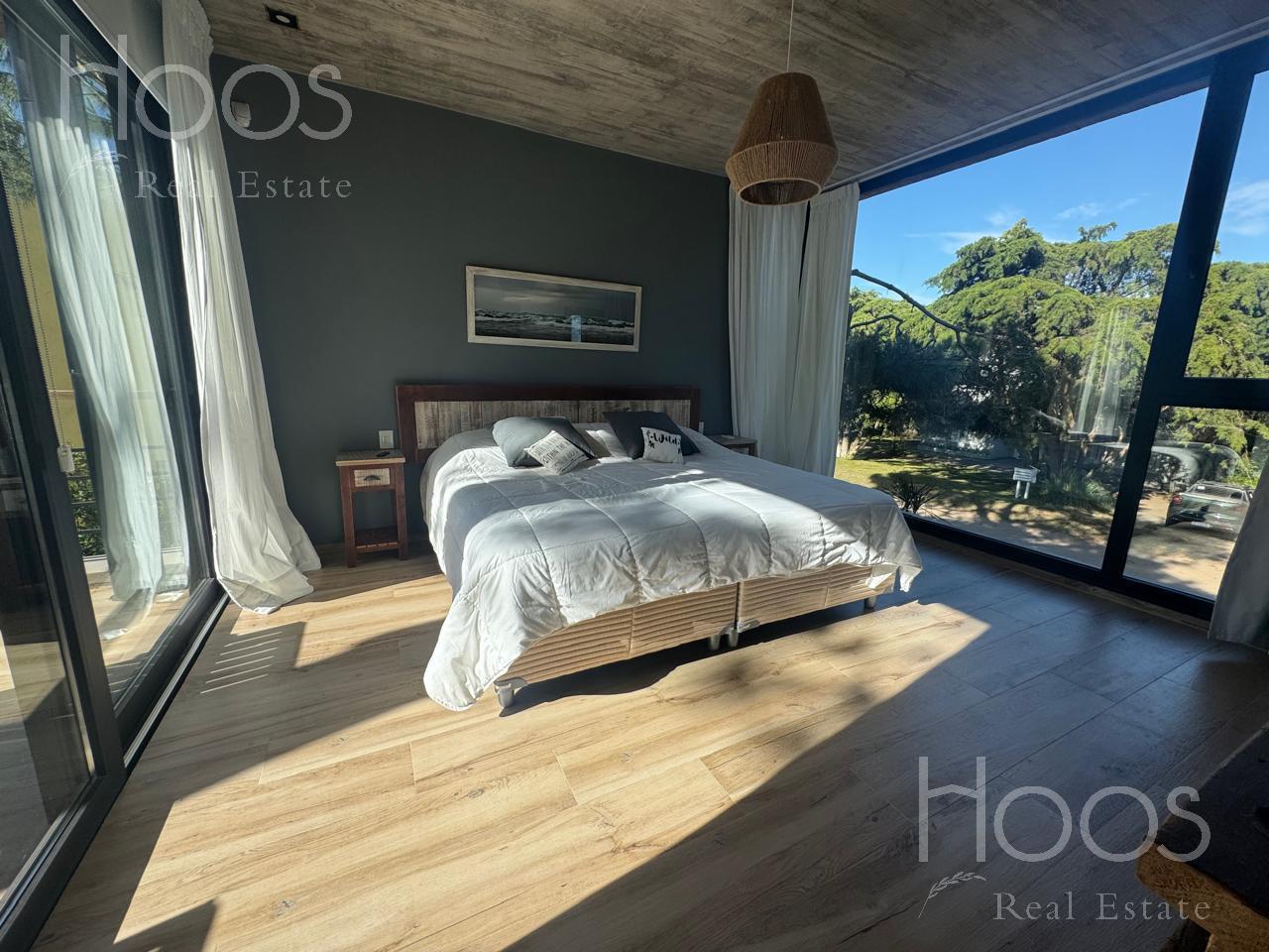 Foto de Casa en Carilo PILETA CLIMATIZADA \ 2 CUADRAS DEL MAR -8/10 PERSONA, imagen 4