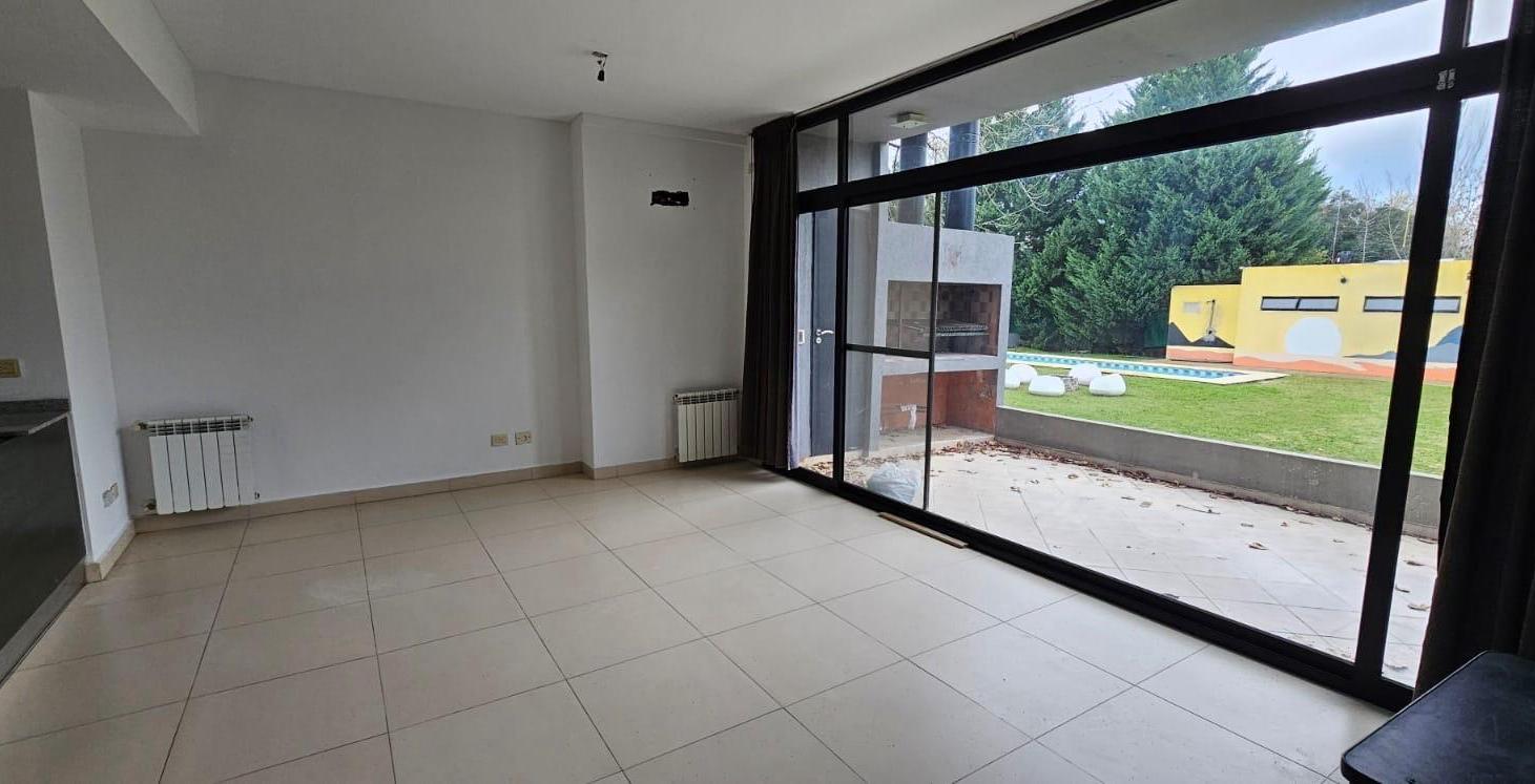 Foto de Departamento de 3 ambientes en alquiler en Las Cavas, imagen 4