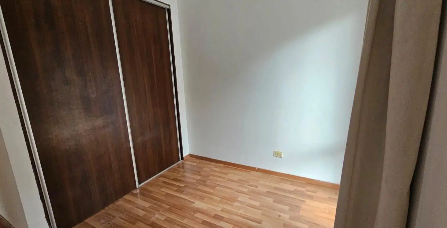 Departamento de 3 ambientes en alquiler en Las Cavas 5
