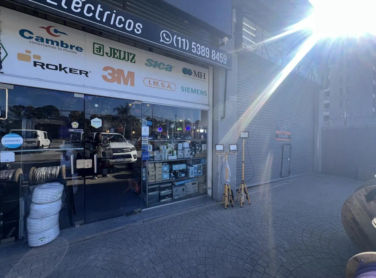 Local de 120m2 sobre Mariano Castex en alquiler 1