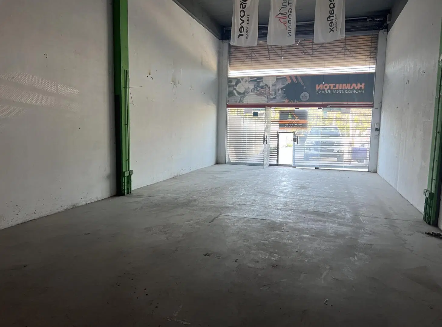 Local de 120m2 sobre Mariano Castex en alquiler 2