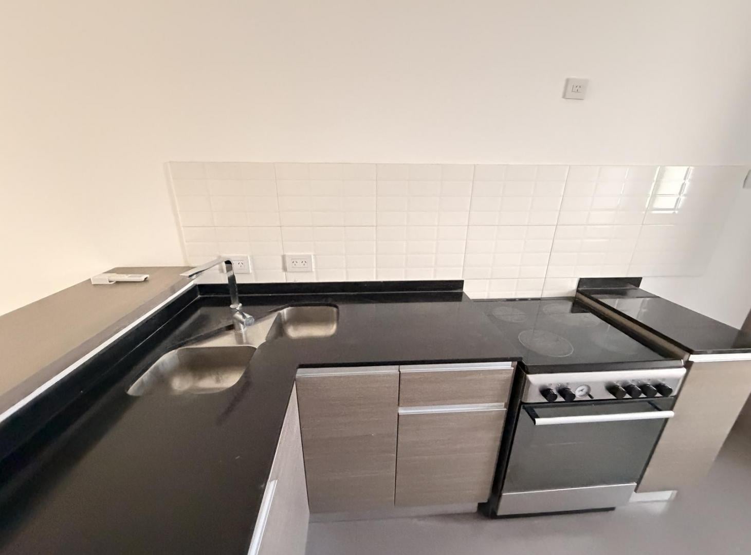 Foto de Alquiler departamento 3 amb con jardin en Sotavento Canning, imagen 2