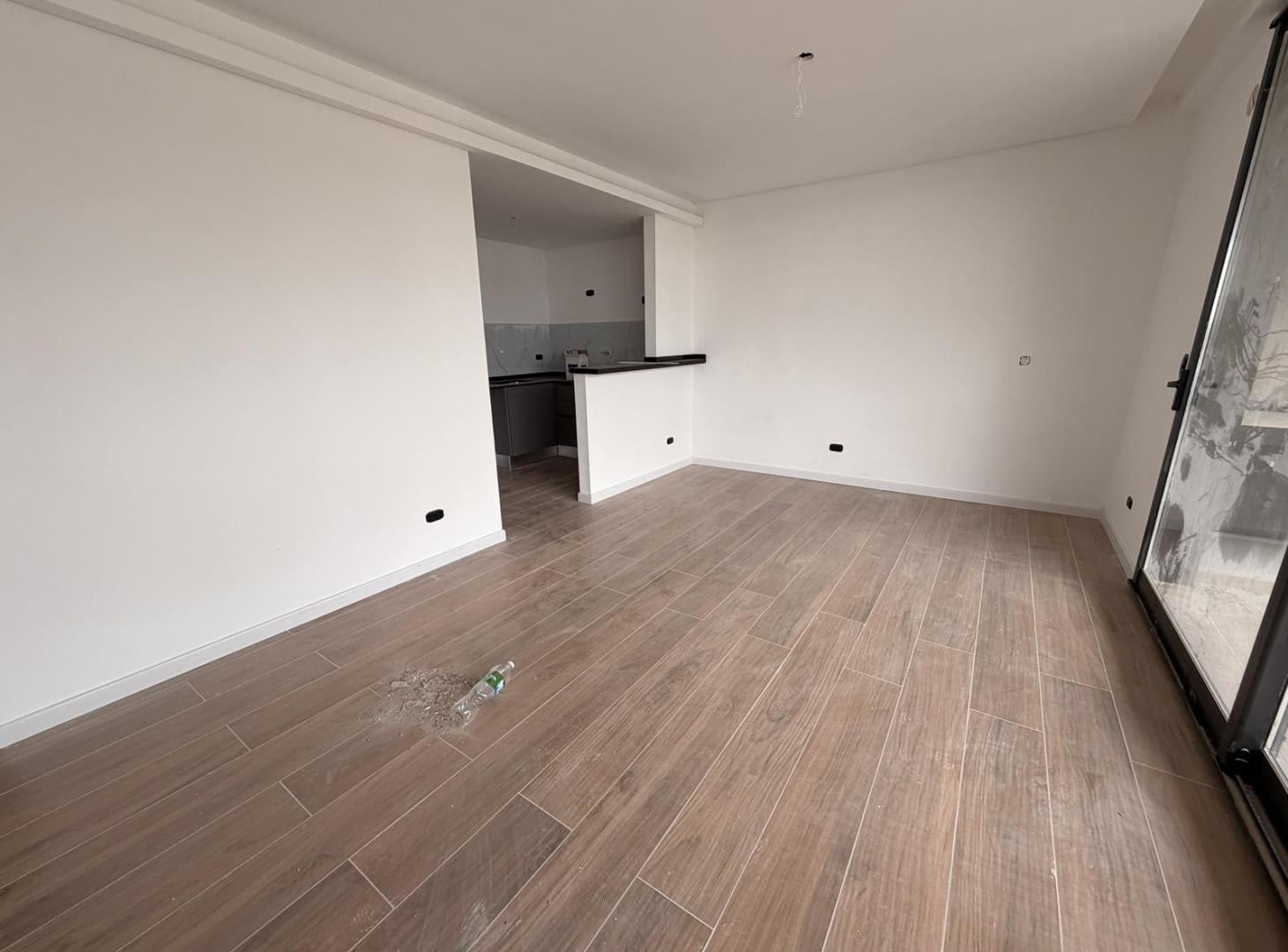 Foto de OPORTUNIDAD Departamento en venta en Via Vento Canning, imagen 2
