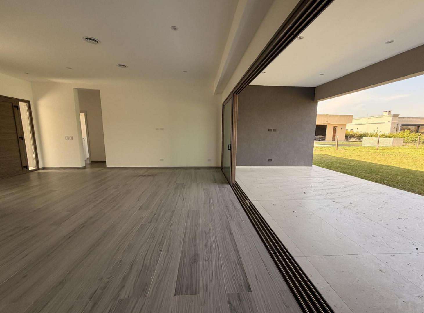 Foto de Departamento 4 ambientes en venta dharma canning, imagen 3