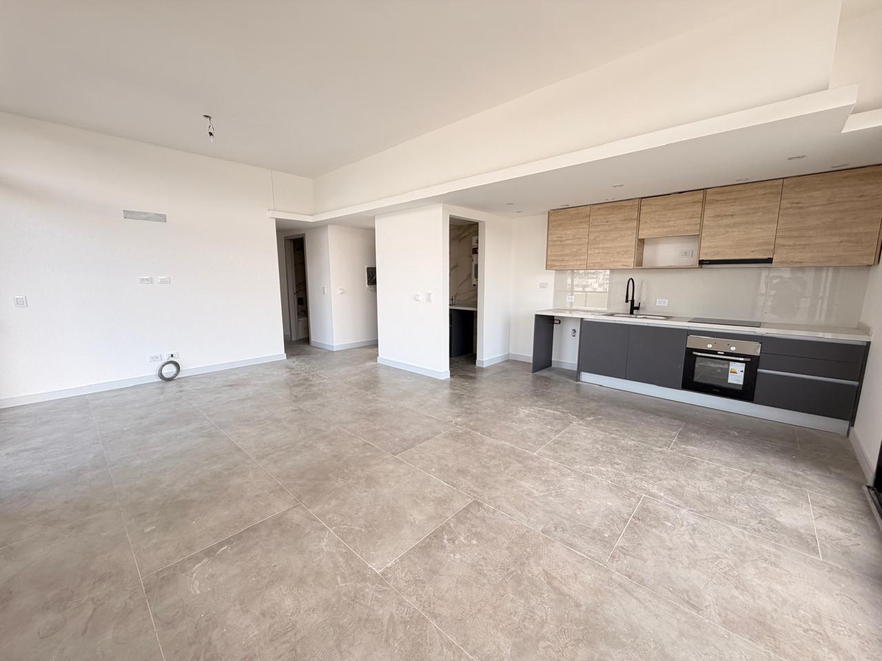 Foto de Departamento en venta 4 ambienes con balcón y parrilla en Dharma Canning, imagen 3