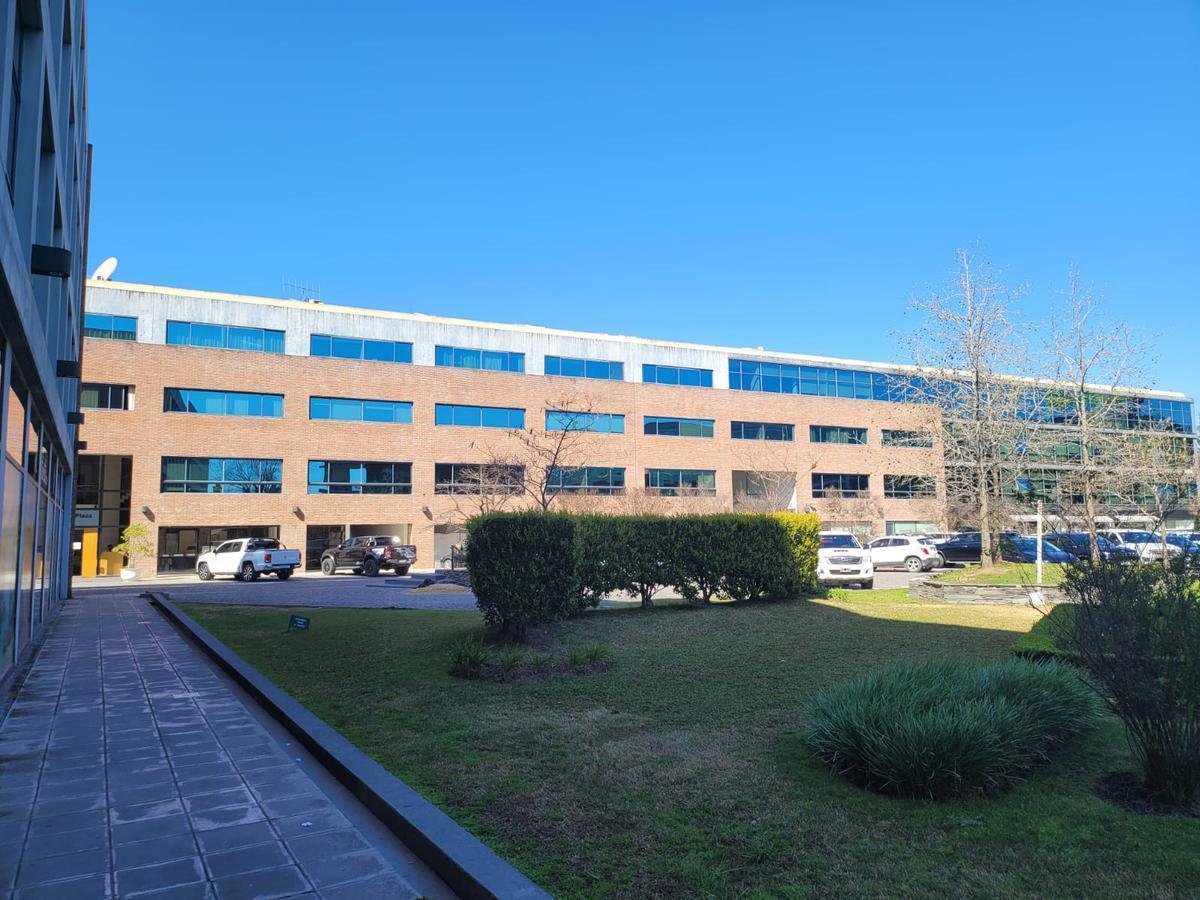 Oficina 80 mts  - Office Park Norte Pilar
