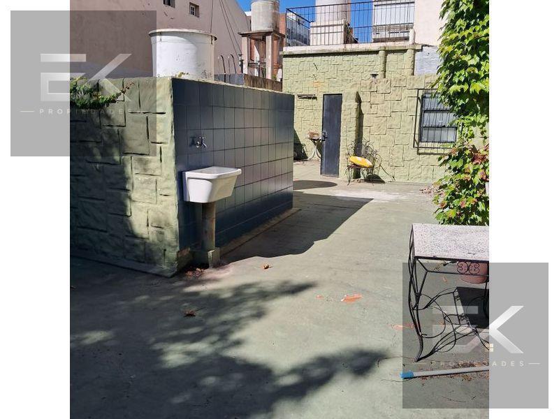 Foto de Venta PH en Caballito con patio y terraza, imagen 2