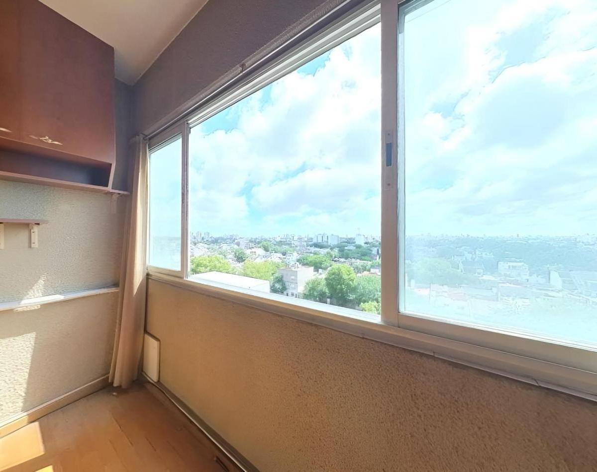 Versalles - Venta Departamento 4 Amb. 3