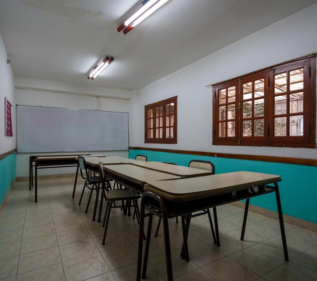 Edificio Comercial, 1200 m², Para Educación, Oficinas, Consultorios, Centro de Neuquén 5