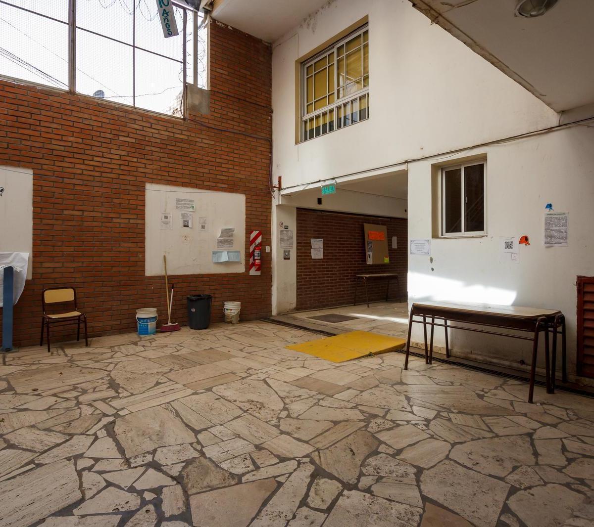Edificio Comercial, 1200 m², Para Educación, Oficinas, Consultorios, Centro de Neuquén 4