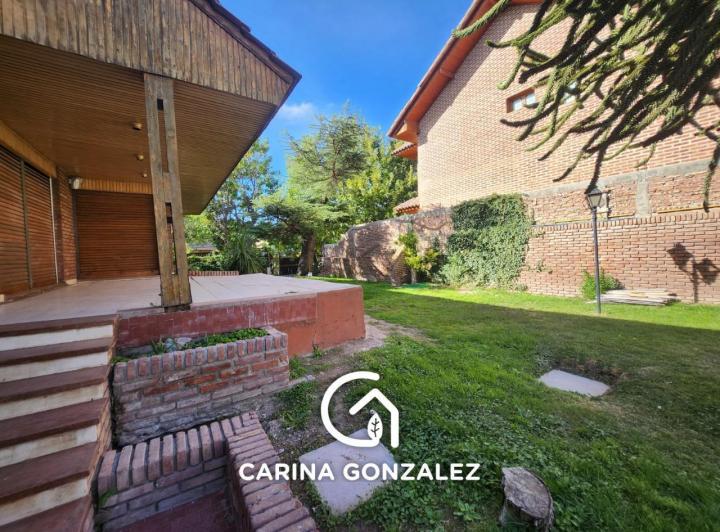 Casa 4 dormitorios 2 baños 3