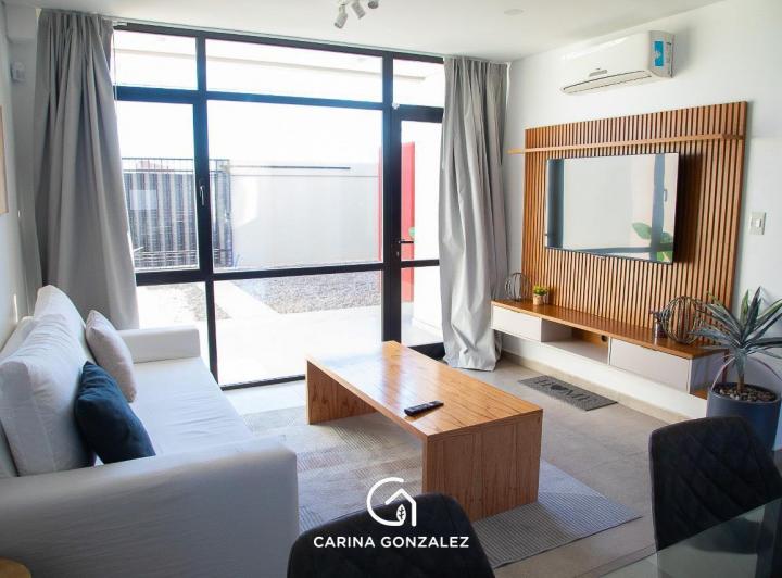 Foto de Alquiler Departamento 2 Dorm Amoblado C/Estacionamiento -Zona, imagen 3