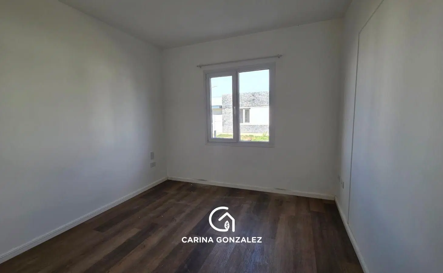 Alquiler de Casa en Barrio La Falda de 2 dormitorios - Cipolletti 4