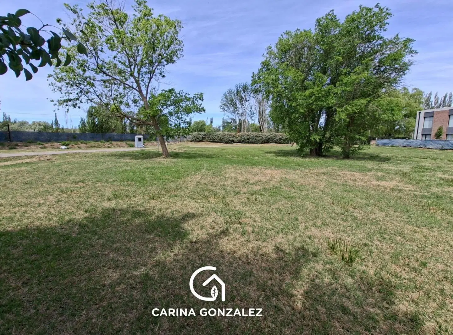 Lote en Barrio Privado Cinco soles 2