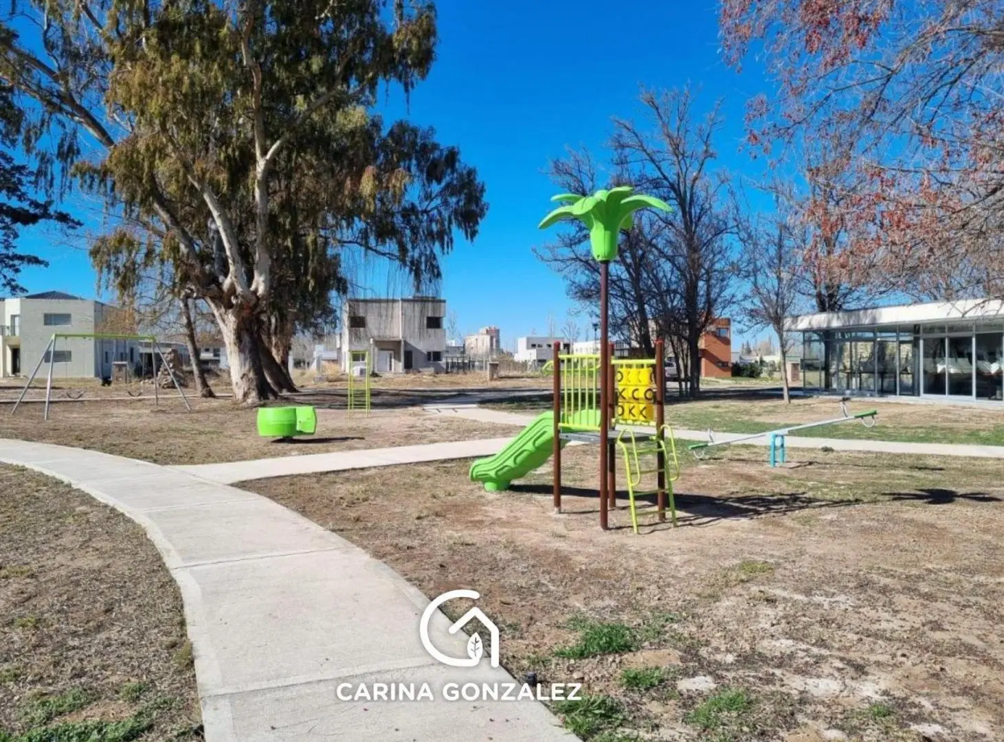 Lote en Barrio Privado Cinco soles 5