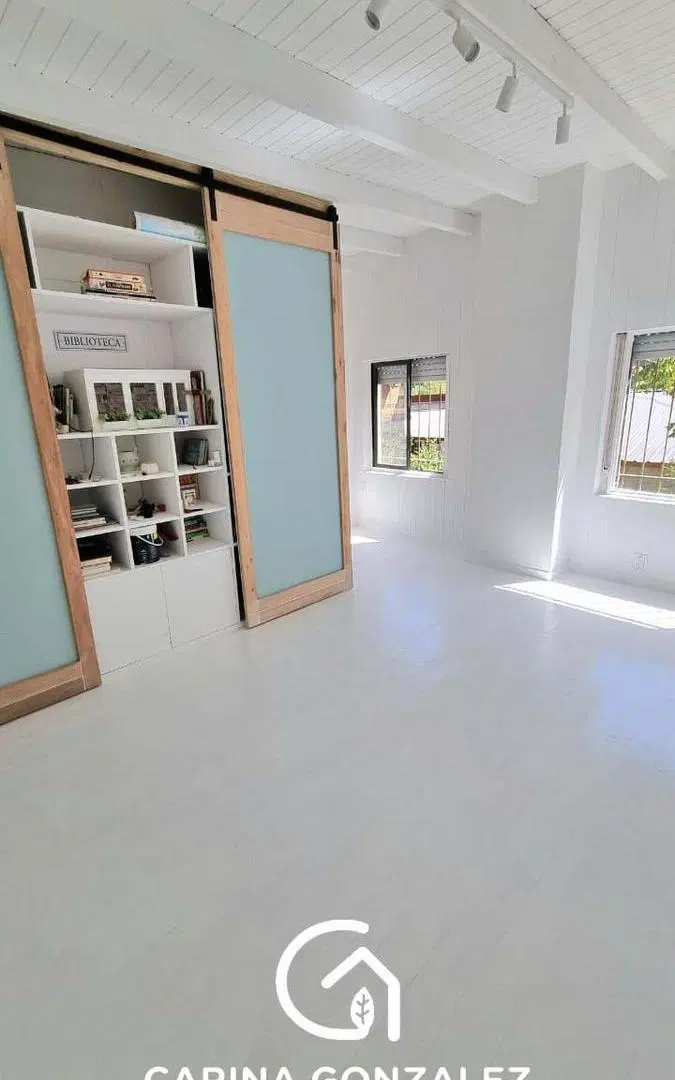 Venta casa en con PILETA Plottier 8